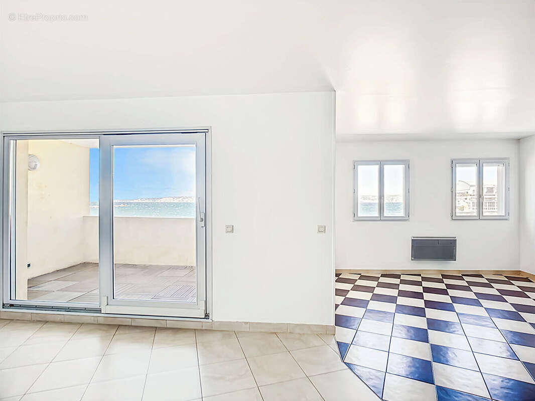 Appartement à MARSEILLE-7E