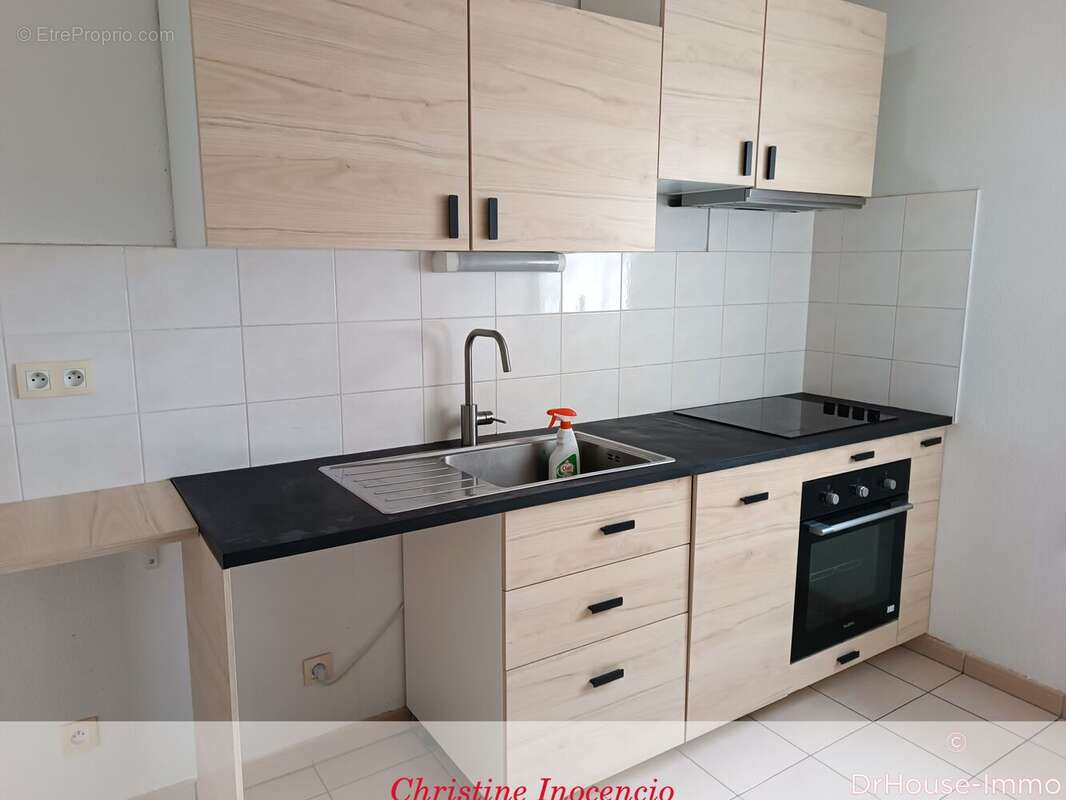Maison 84 m² à Saint-Yzan-De-Soudiac  - photo 24