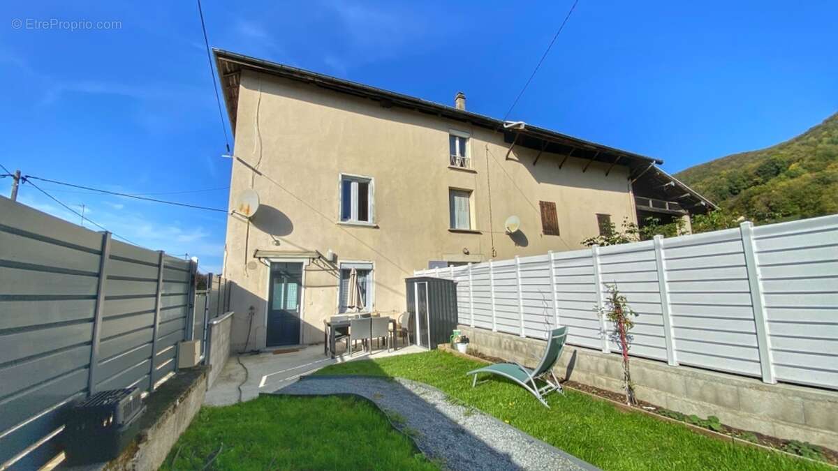 Maison à LA MURETTE