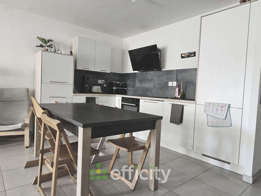 Appartement à MARSEILLE-9E