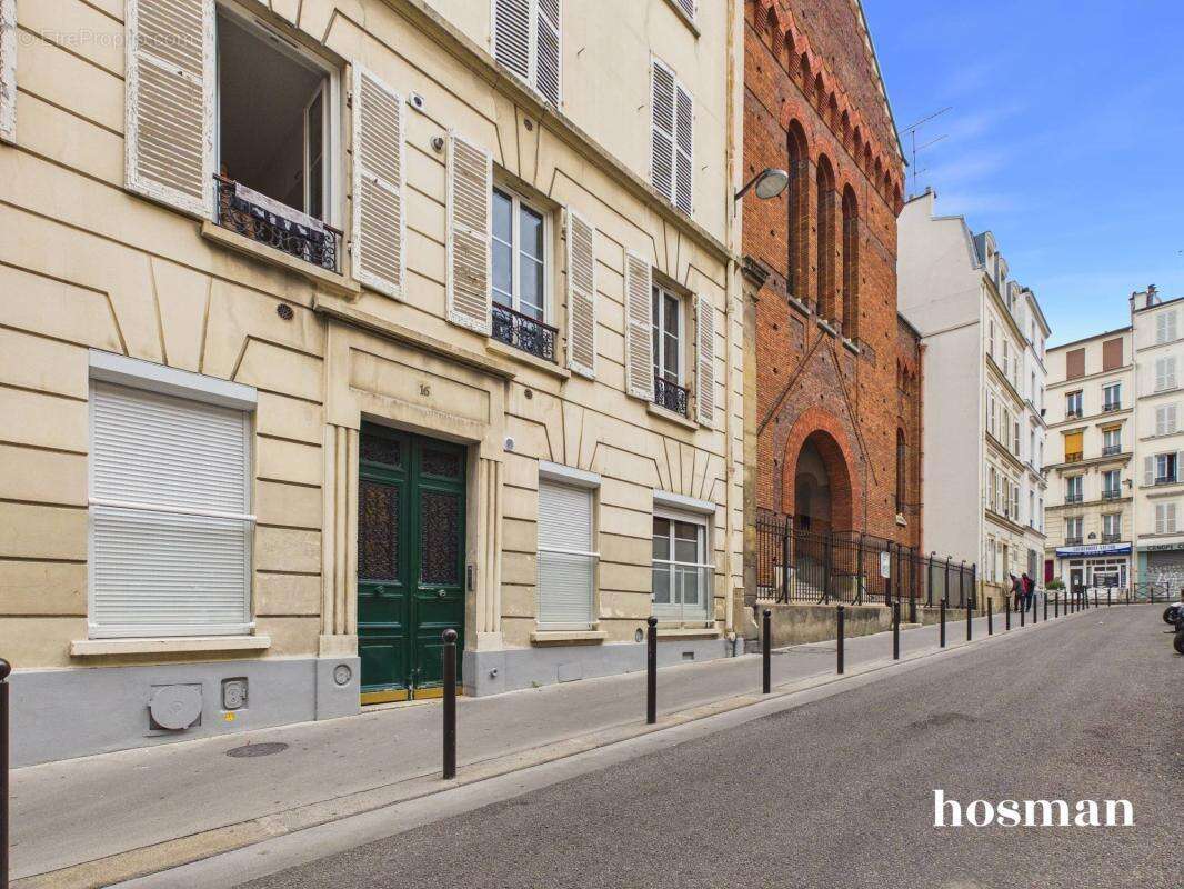 Studio 26 m² - Dernier étage traversant - Rue Saint-Jean, Paris - photo 13