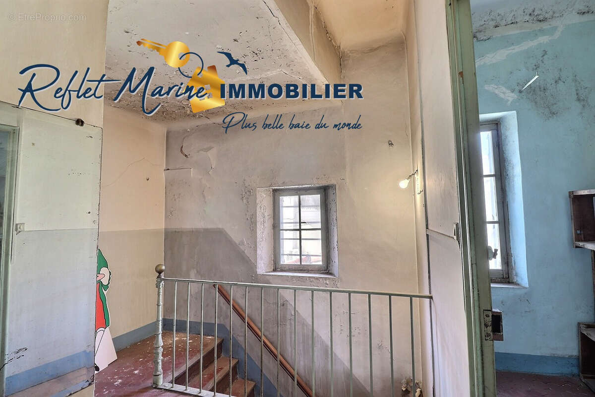 Appartement à MARSEILLE-9E