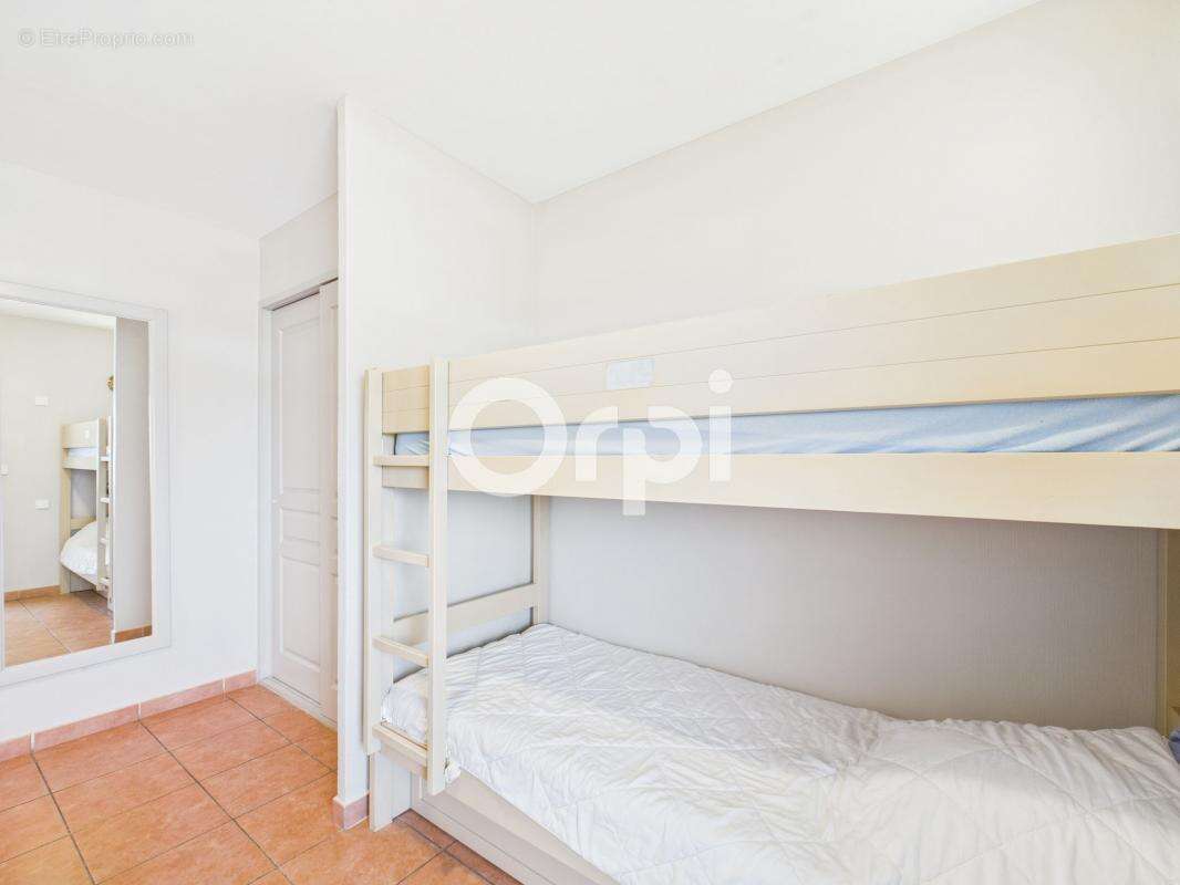 Appartement à MANDELIEU-LA-NAPOULE