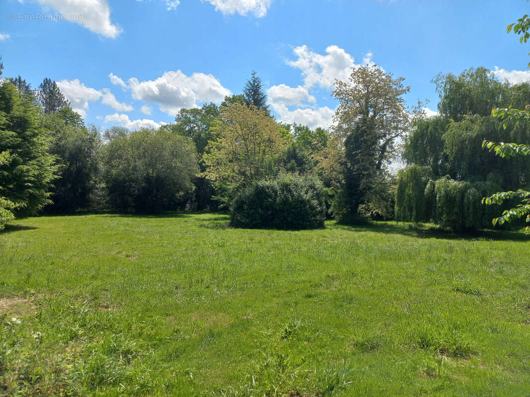 Maison à TRIE-SUR-BAISE