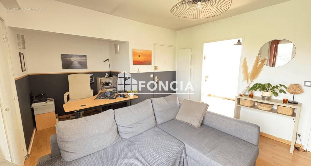 Appartement à ROSNY-SUR-SEINE