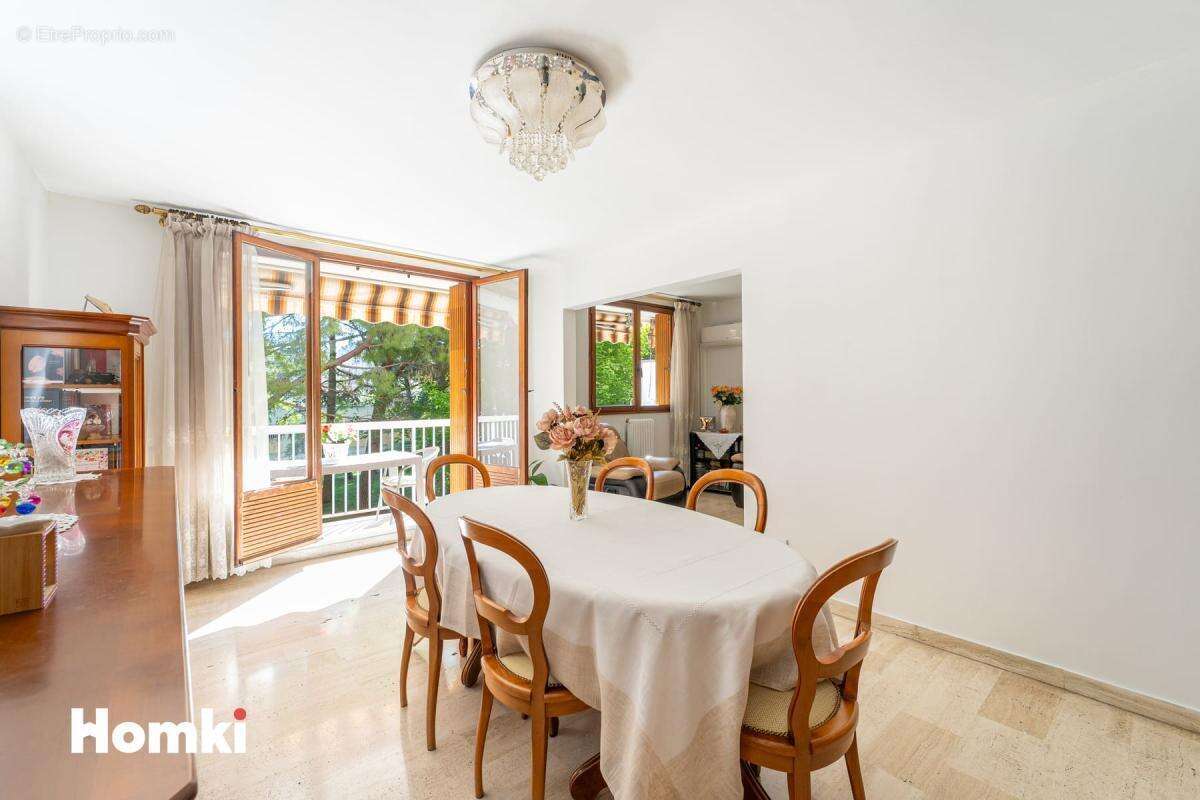 Appartement à MARSEILLE-10E