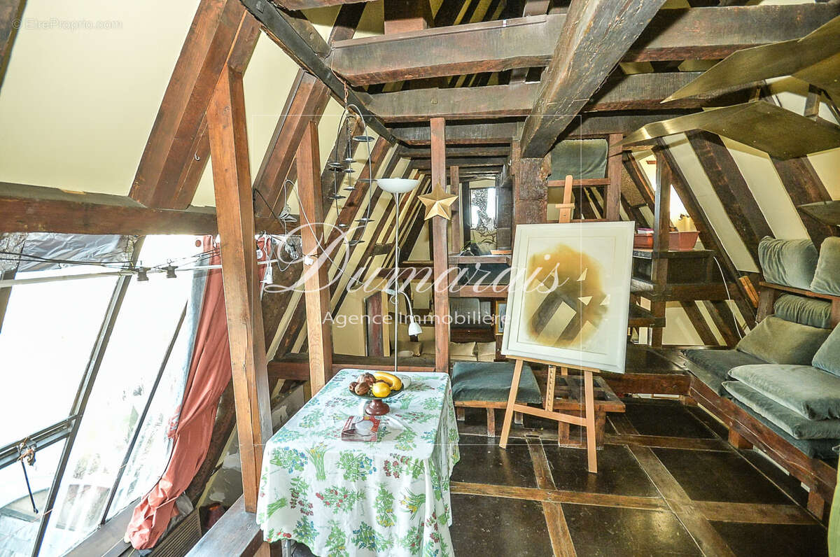 Appartement à PARIS-4E