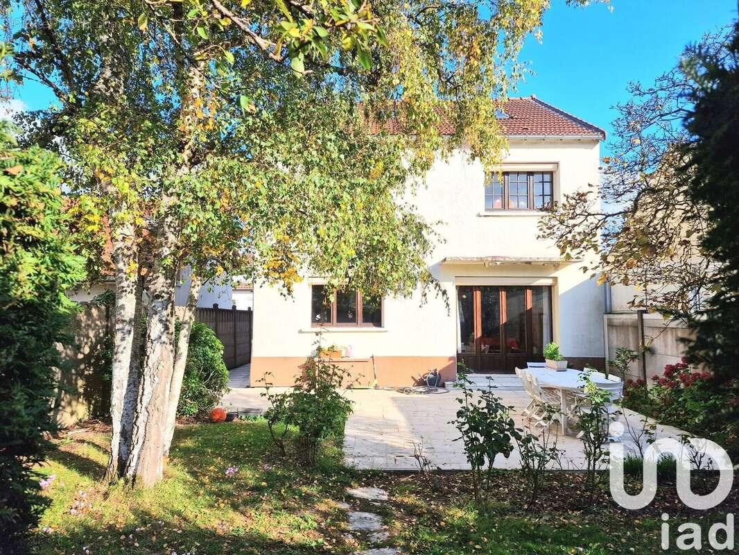 Photo 2 - Maison à ORSAY