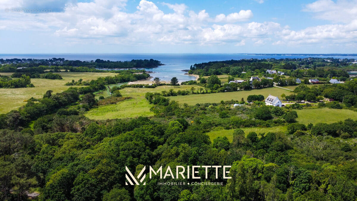 "BELMER" Bord de mer - Terrain de 448 m2 dans un hameau privé · à Tregunc · 133 700 €