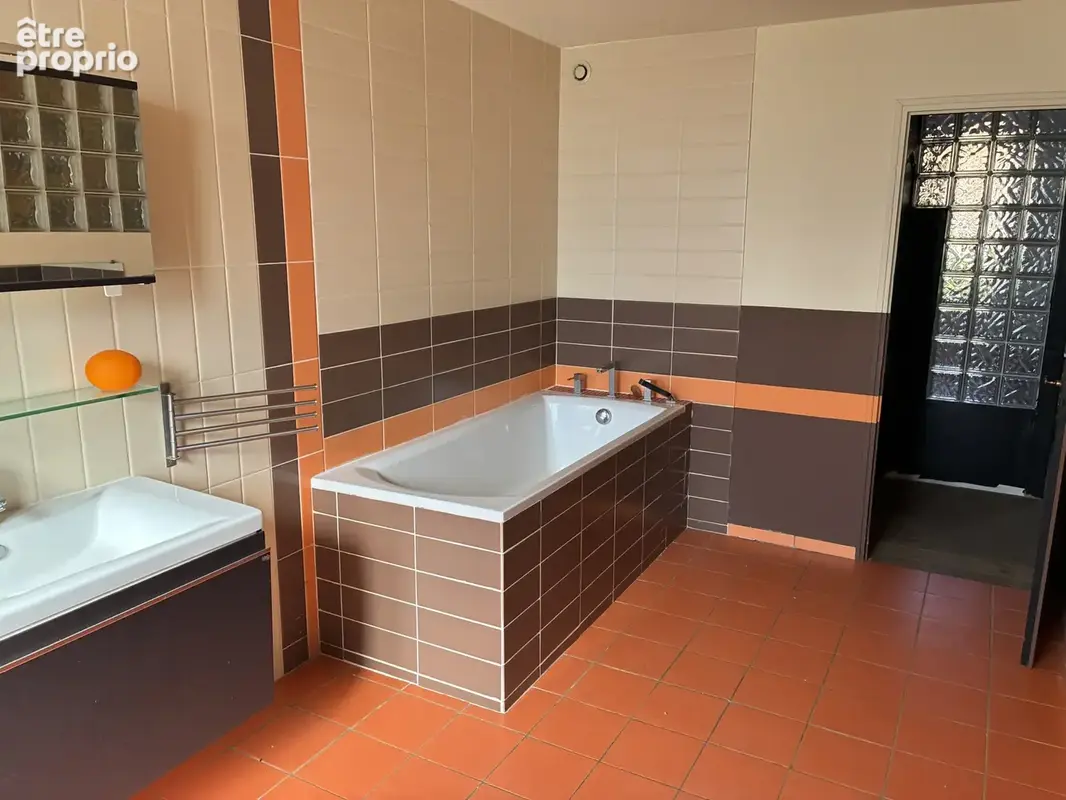 Maison rénovée, habitable, mais travaux de toiture à prévoir - photo 26