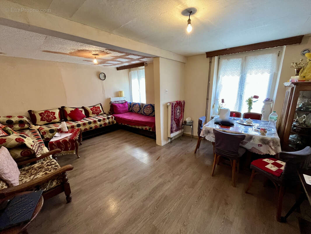 Maison à SARRE-UNION