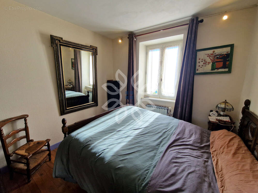 Autre à VILLENEUVE-D&#039;ALLIER