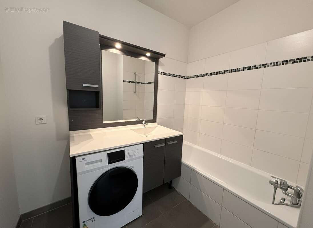 Appartement à LE HAILLAN