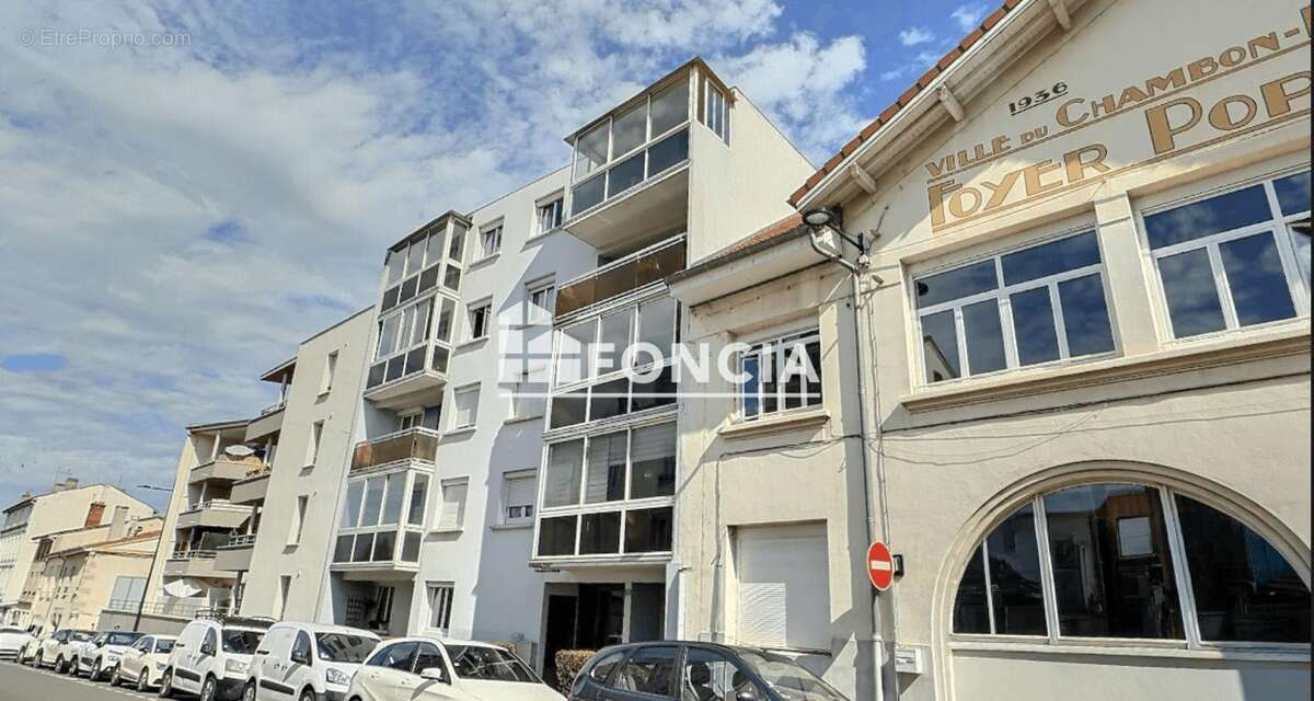 Appartement à LE CHAMBON-FEUGEROLLES