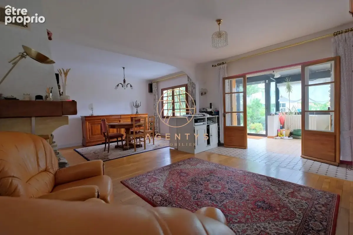 Maison 4 pièces 107 m² à vendre à Creteil (94000) - photo 8
