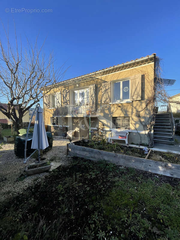 Maison à MALAUCENE