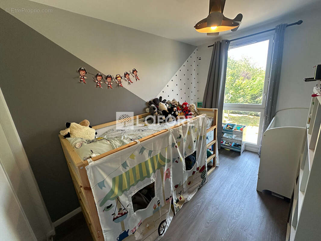 Appartement à BUSSY-SAINT-GEORGES