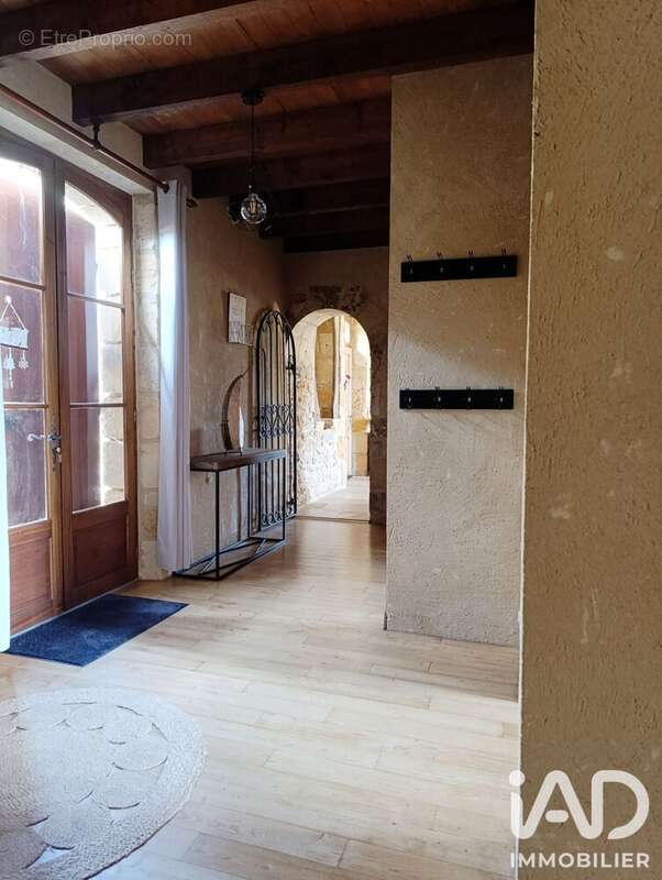 Maison 223 m² à Coux-Et-Bigaroque  - photo 4
