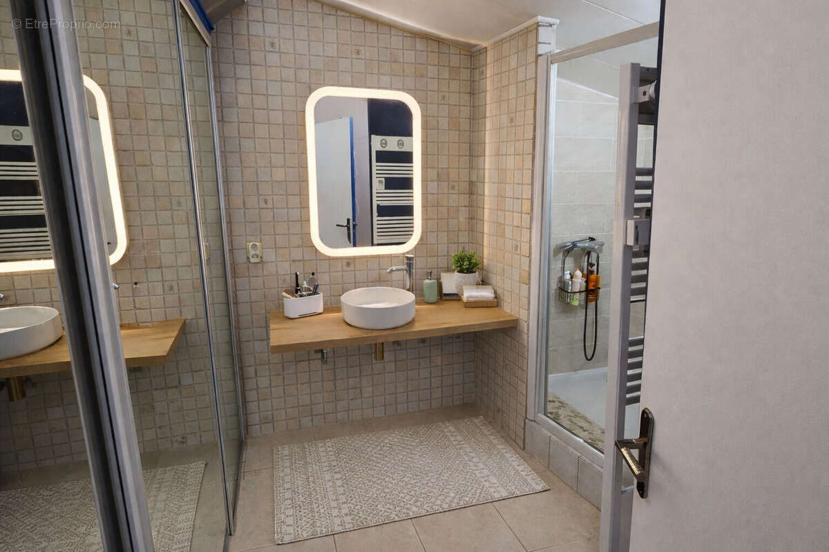 Appartement à TORCY