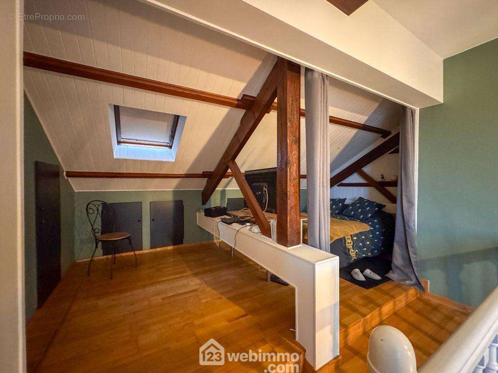 Des Chambres atypiques - Maison à MENOMBLET