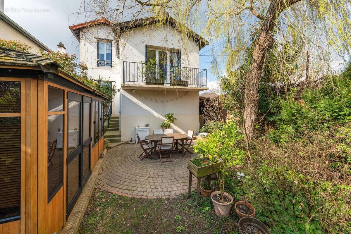 Photo 2 - Maison à HOUILLES