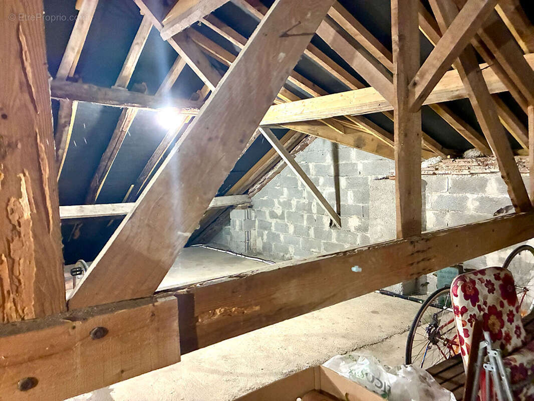 Maison à SAINTE-LIVRADE-SUR-LOT