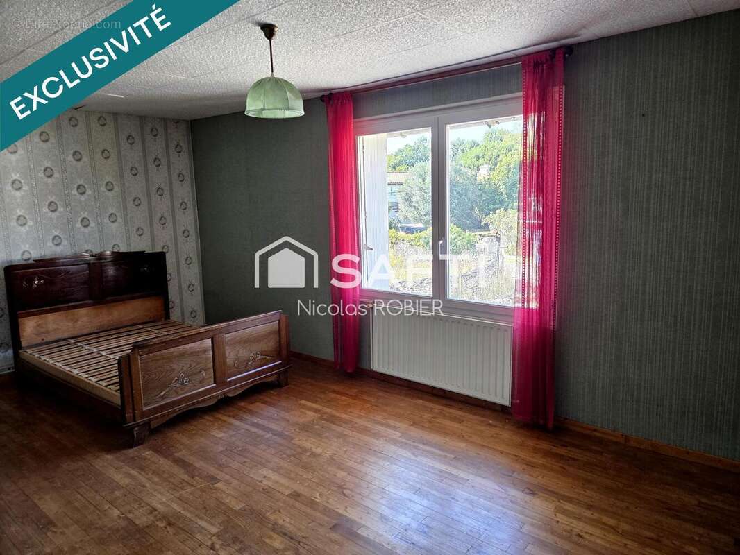 Maison 130 m² à La Creche  - photo 5