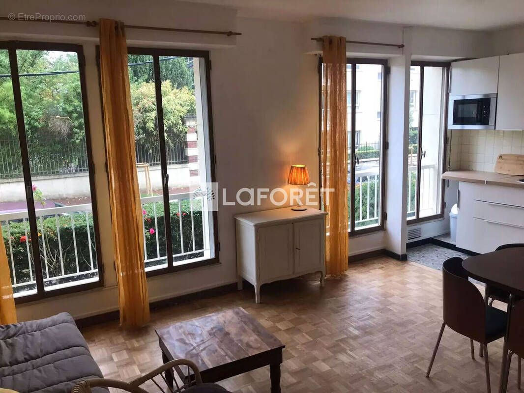 Appartement à FONTENAY-SOUS-BOIS