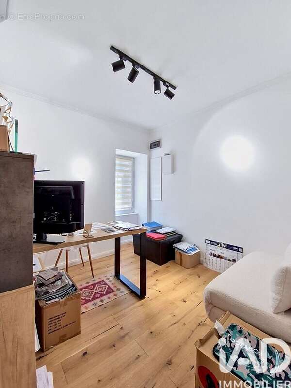 Maison 150 m² à Les Omergues  - photo 9