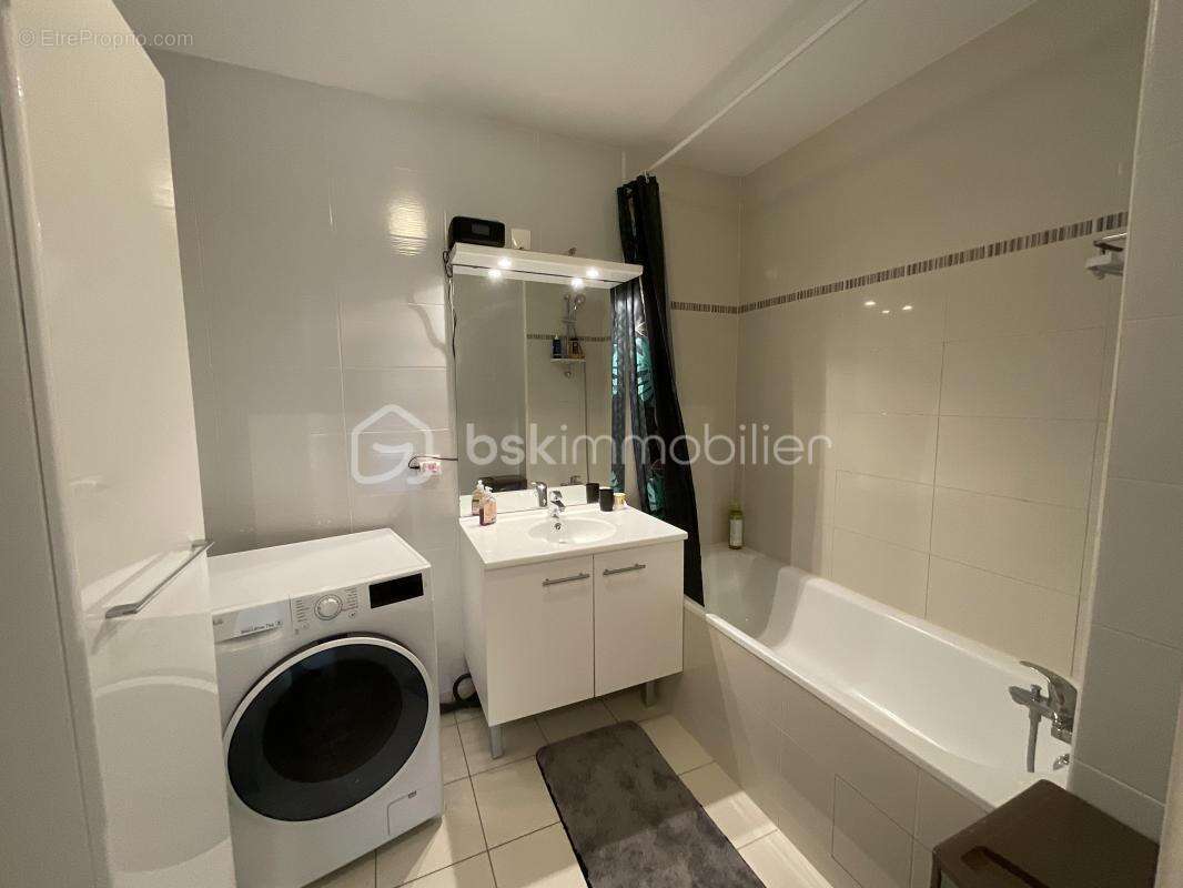 Appartement à VAIRES-SUR-MARNE