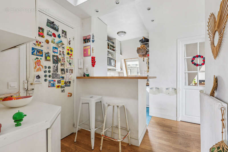 Appartement à PARIS-10E
