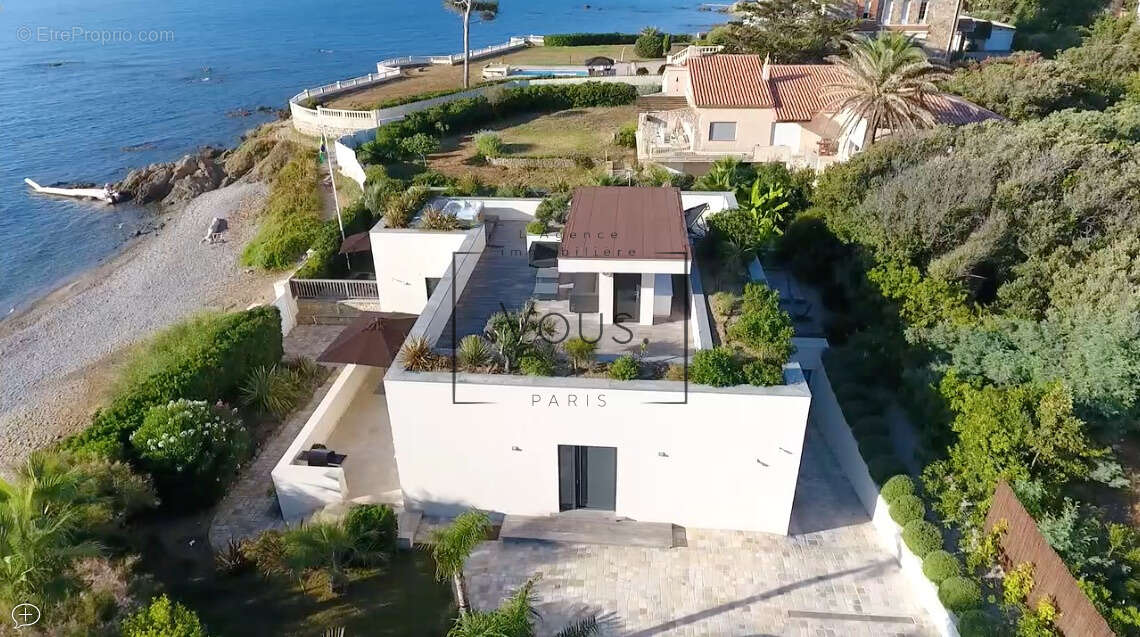 Maison à FREJUS