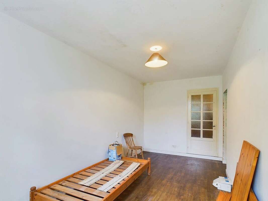 Maison à COMBERANCHE-ET-EPELUCHE