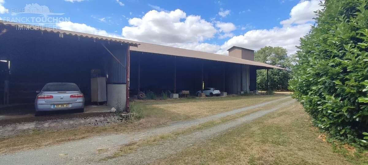 Maison à PERS-EN-GATINAIS