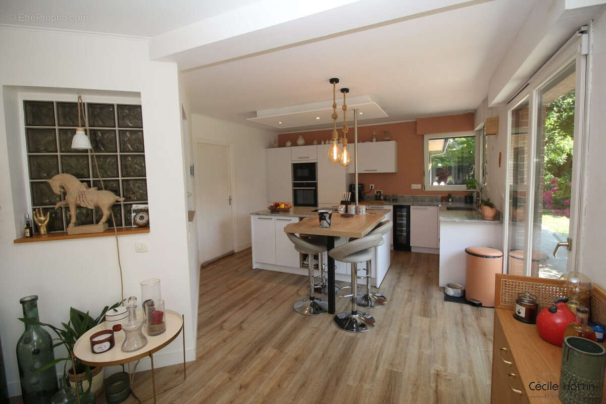 Maison 181 m² à Moncheaux  - photo 3