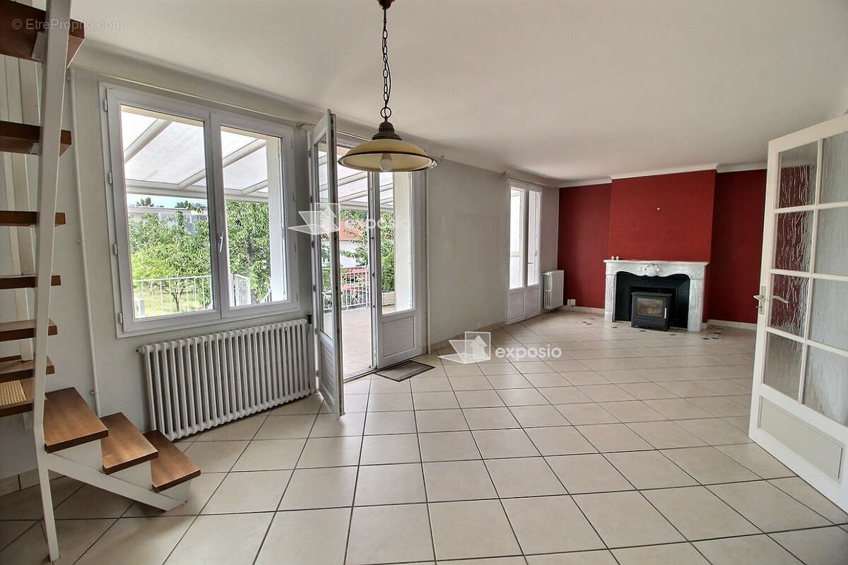 L'espace d'une grande maison familiale, le potentiel d'un lieu unique... - photo 2