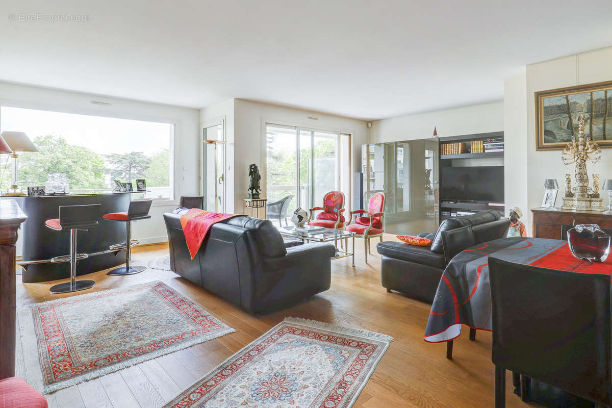 Parc de la Planchette Levallois 5 P de 128m2 + Balcons Terrasses - photo 4