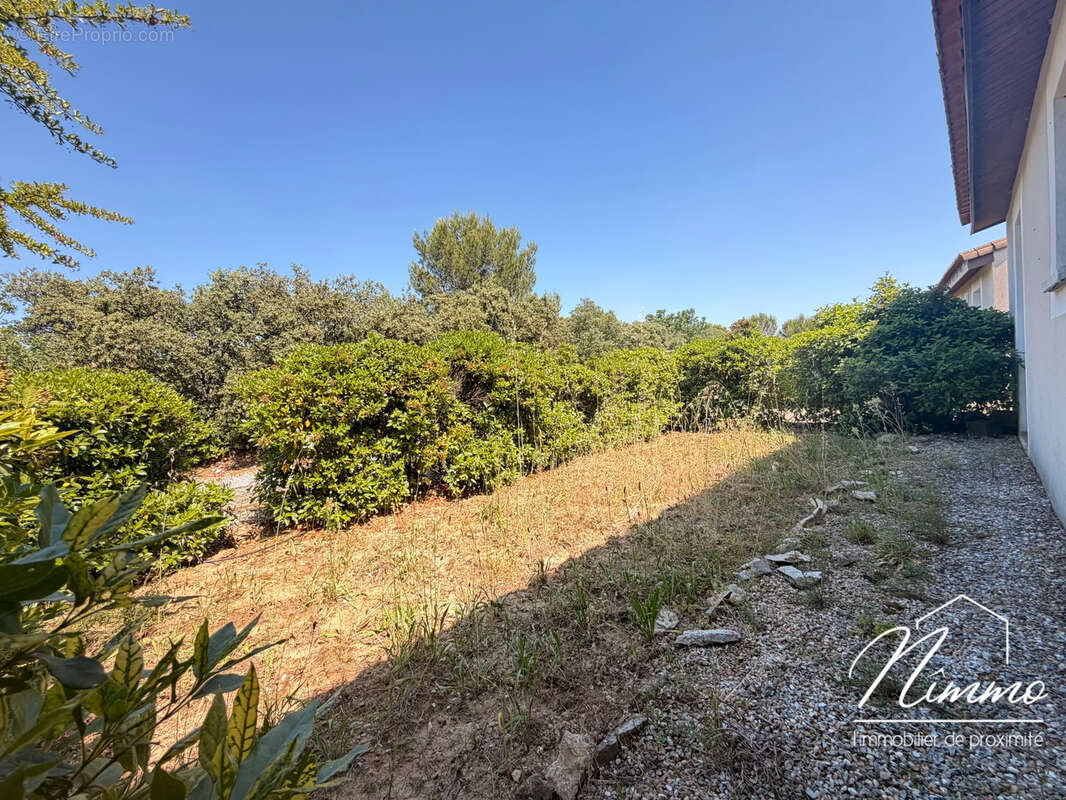 Nimes vacquerolles maison loué t3 75 m2 terrasse jardin parkings - photo 13