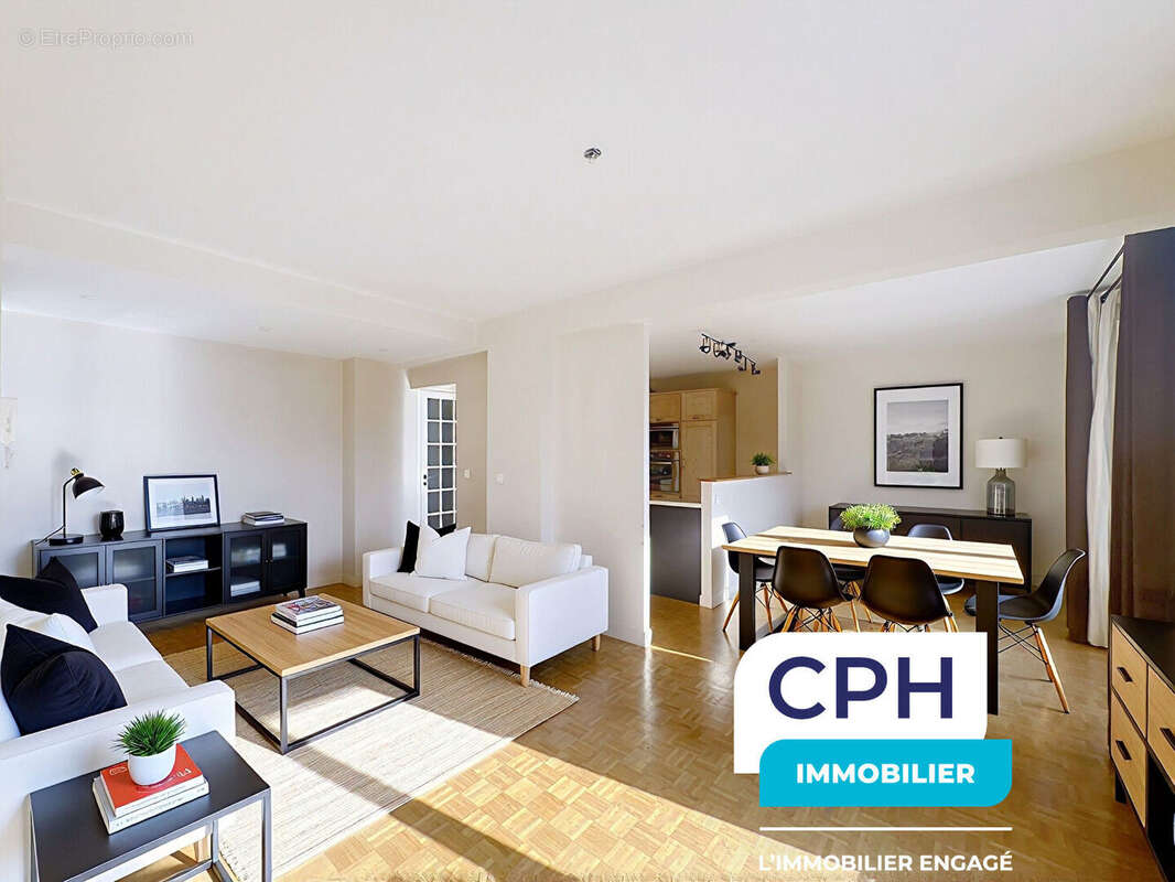 Appartement à COURBEVOIE