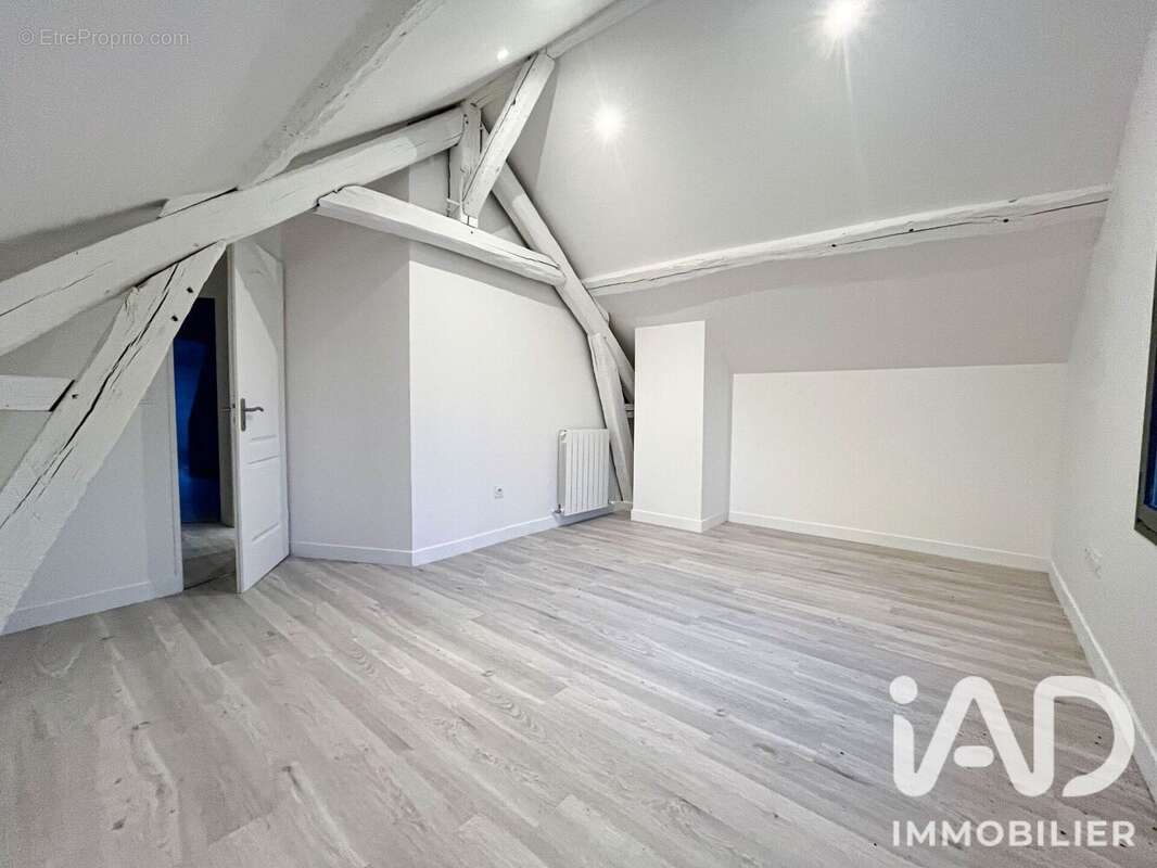 Photo 4 - Maison à MANTES-LA-VILLE