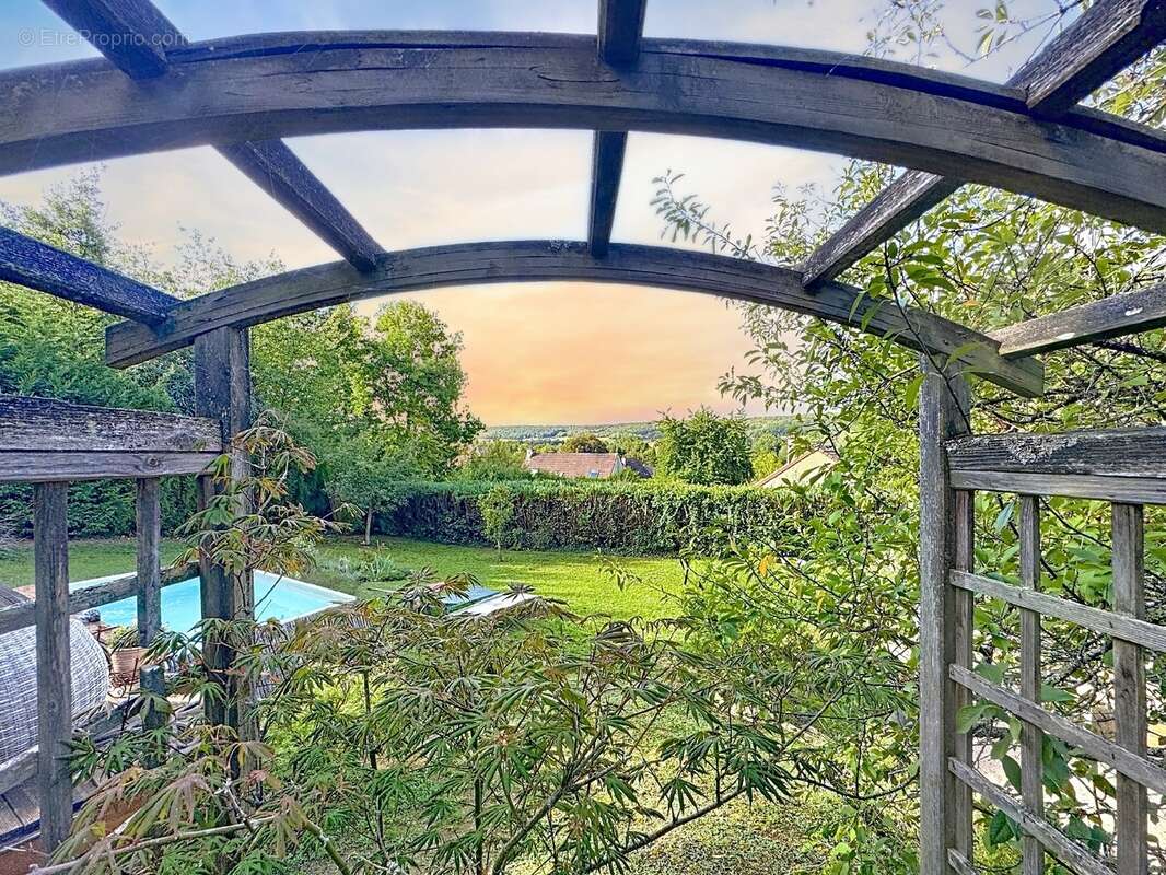 Maison à MILLY-LA-FORET