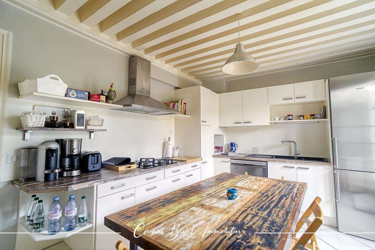 Maison à SAINT-PIERRE-DE-CHANDIEU