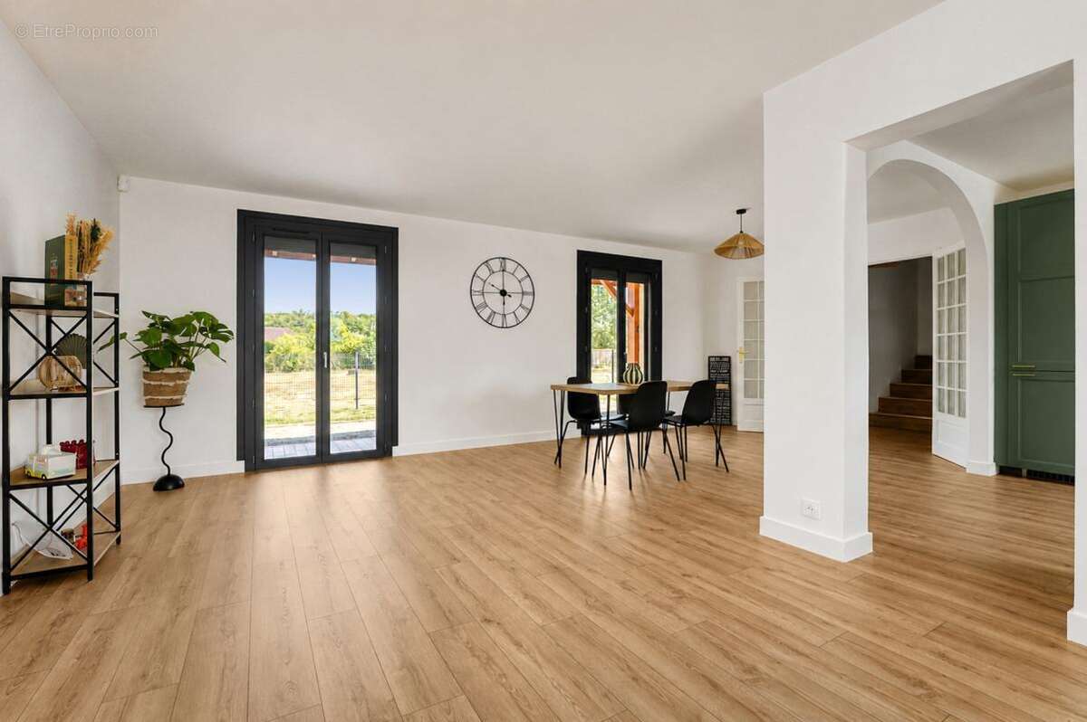 Maison 160 m² à Plaisance-Du-Touch  - photo 7