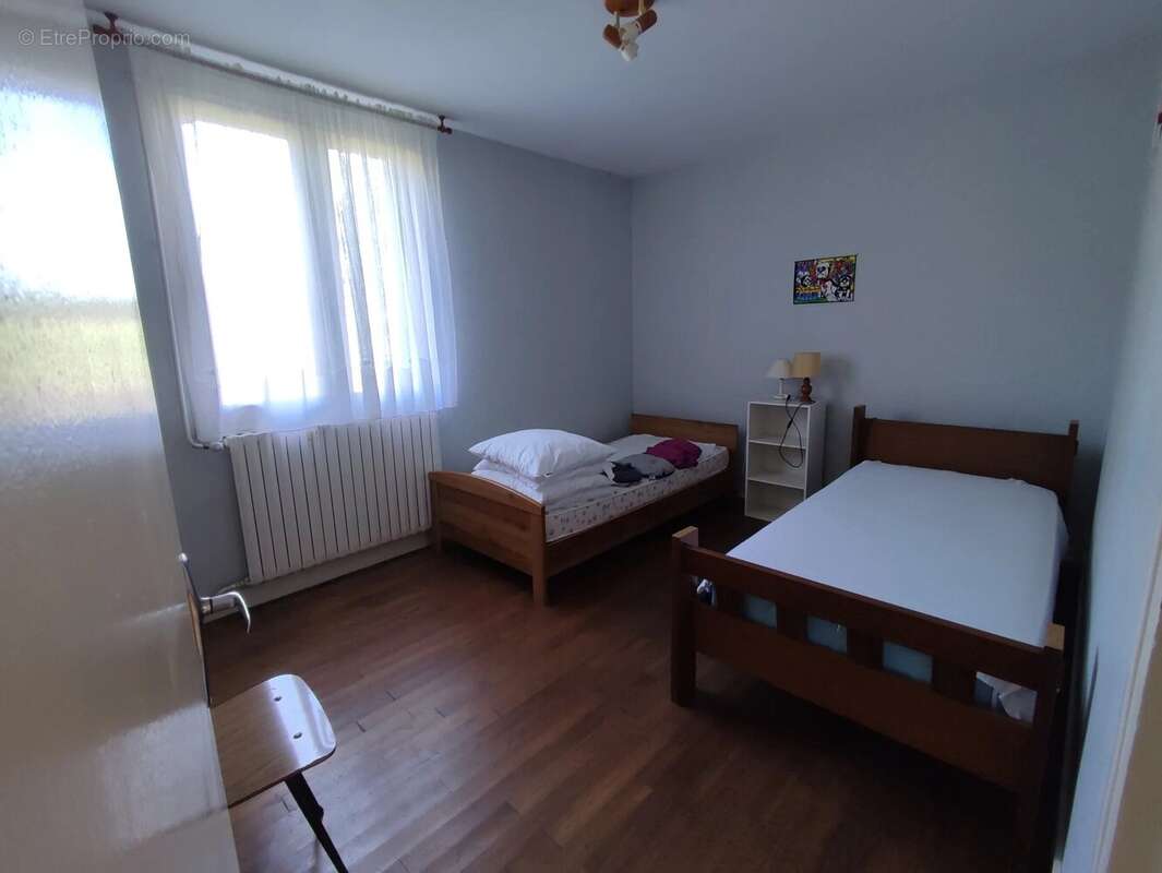 Maison à BUSSEROLLES