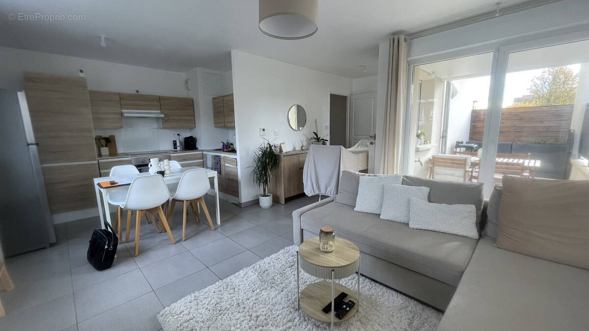 Appartement à TINQUEUX