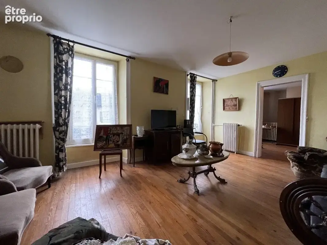 Appartement à SAINT-CERNIN