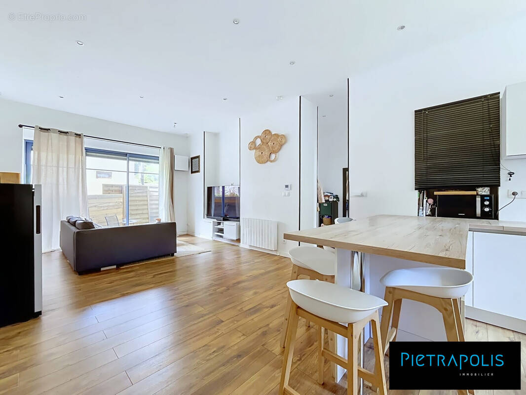 Appartement à GRIGNY