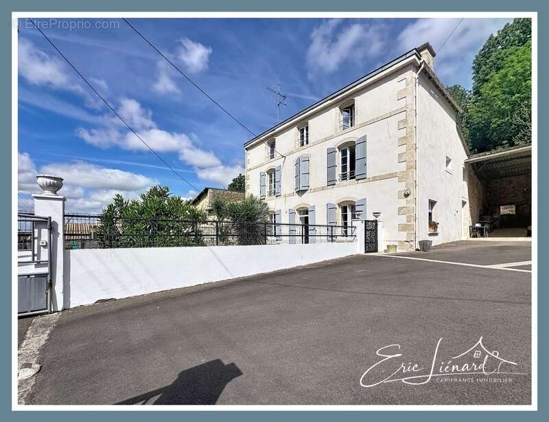 Maison à NANTEUIL