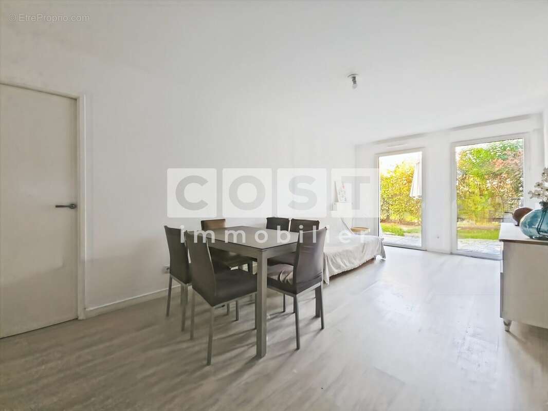 Appartement à BOIS-COLOMBES
