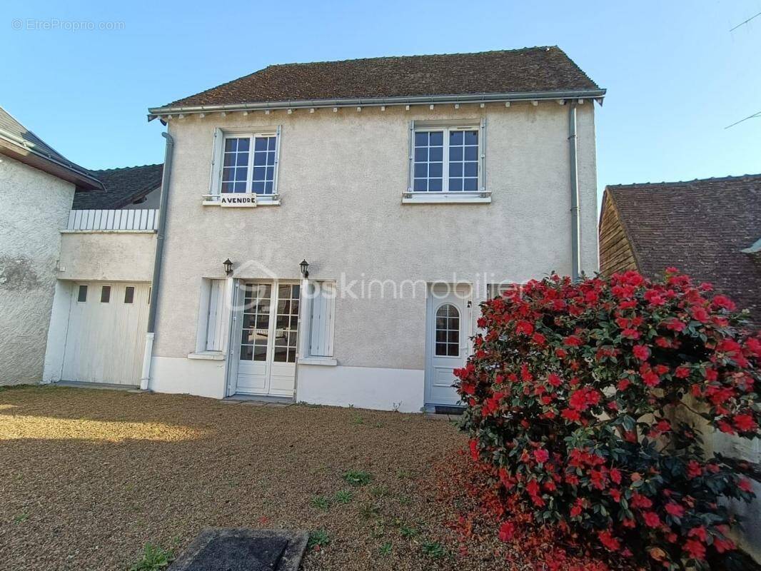 Maison à CHATEAU-RENAULT